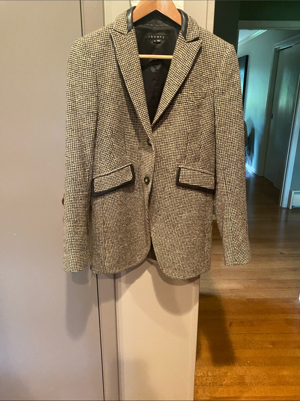 Theory Black & Cream Houndstooth Tailored Blazer